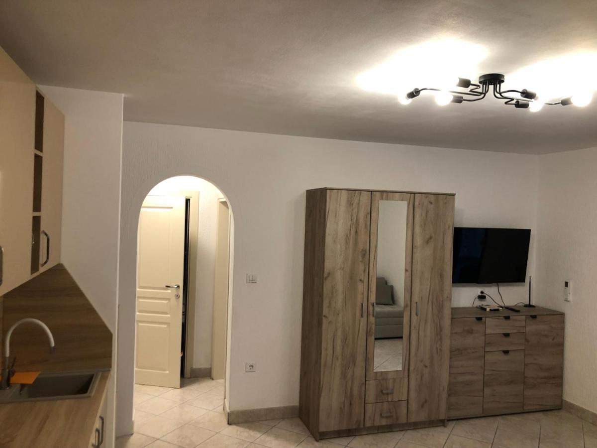 Apartmani Lime Petrovac Kültér fotó