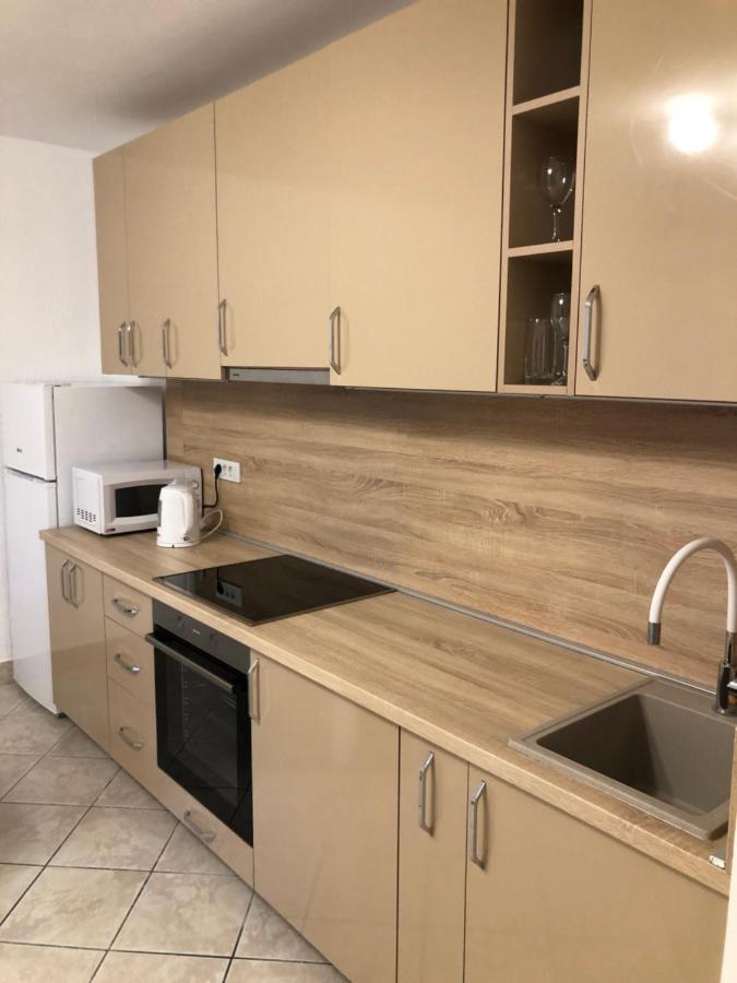 Apartmani Lime Petrovac Kültér fotó