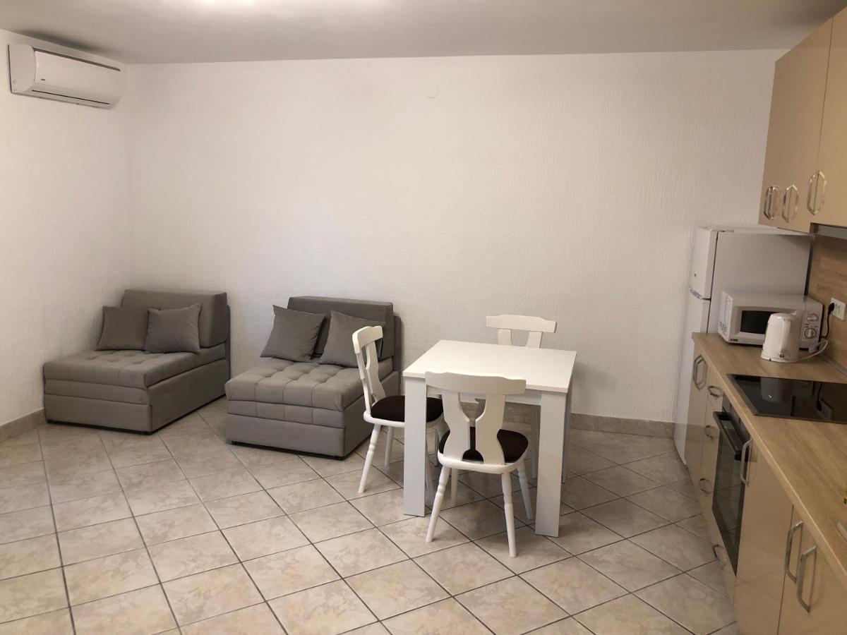 Apartmani Lime Petrovac Kültér fotó