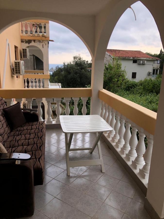 Apartmani Lime Petrovac Kültér fotó