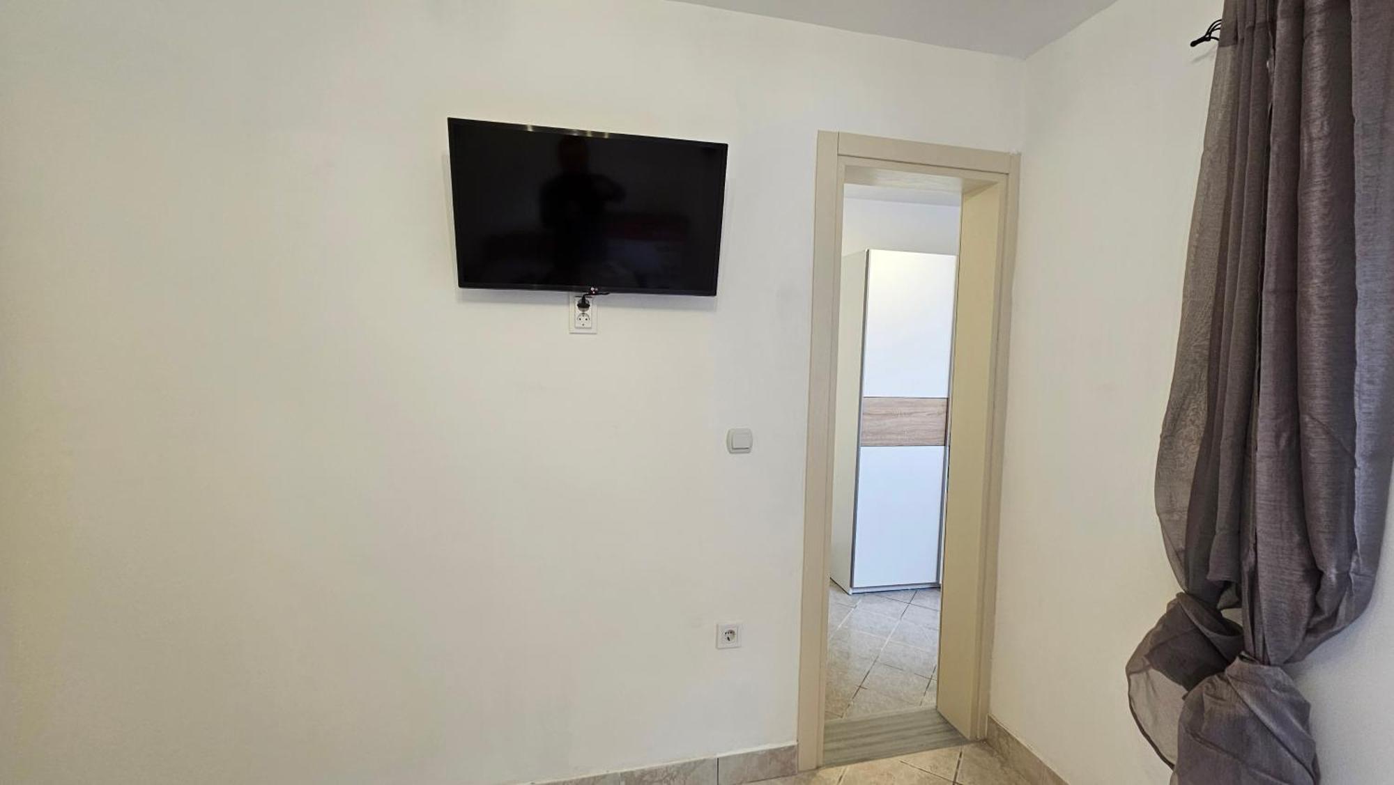 Apartmani Lime Petrovac Kültér fotó