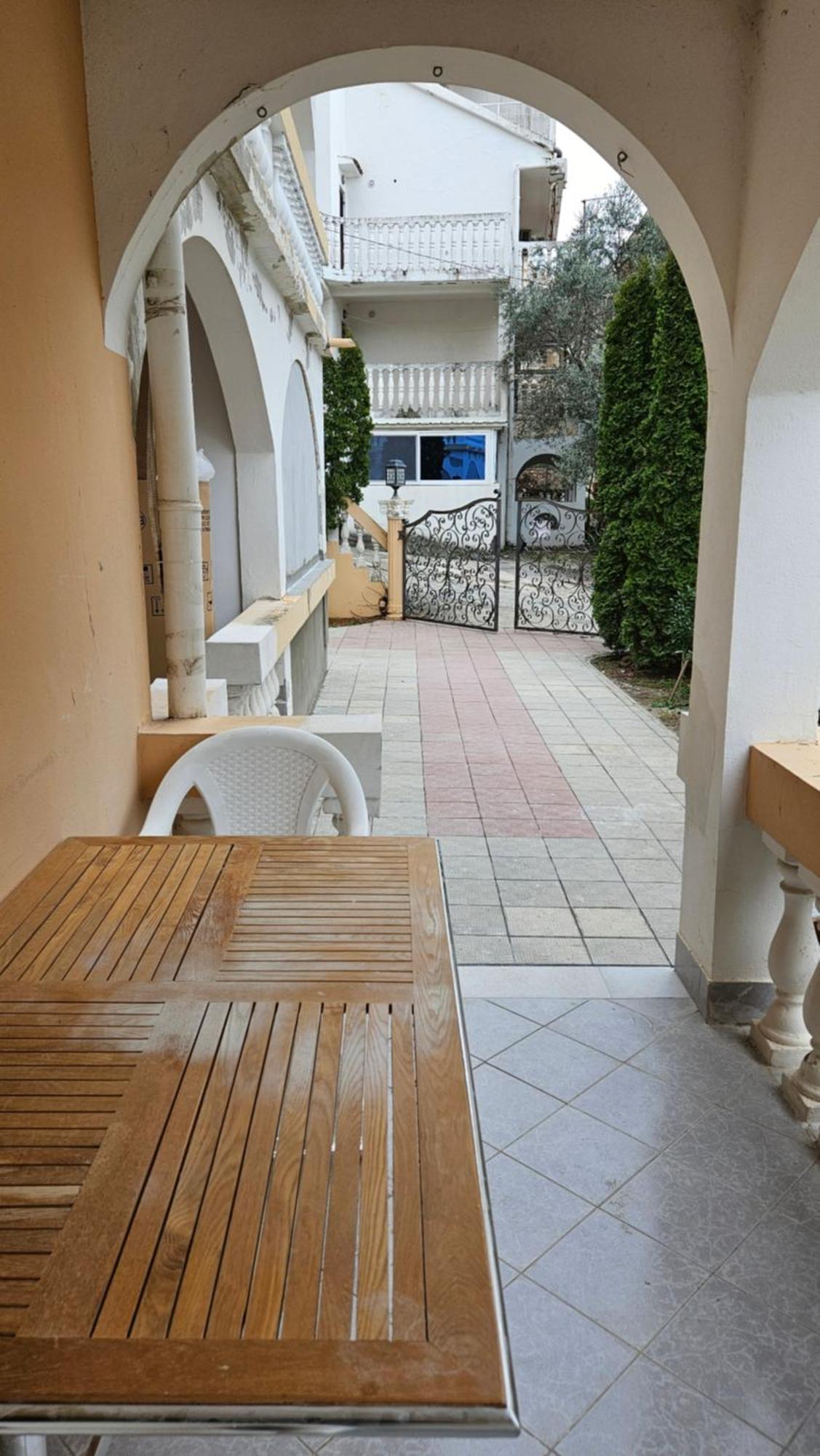 Apartmani Lime Petrovac Kültér fotó