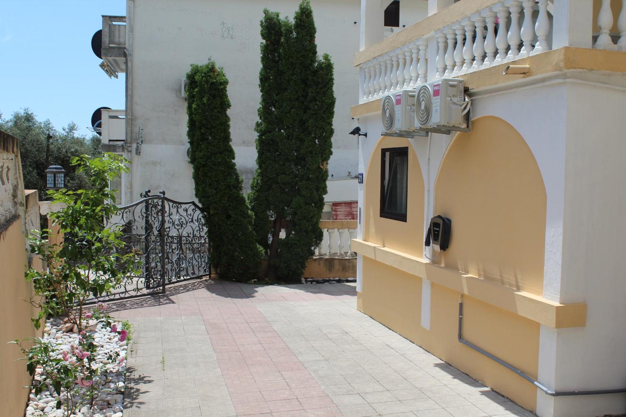 Apartmani Lime Petrovac Kültér fotó